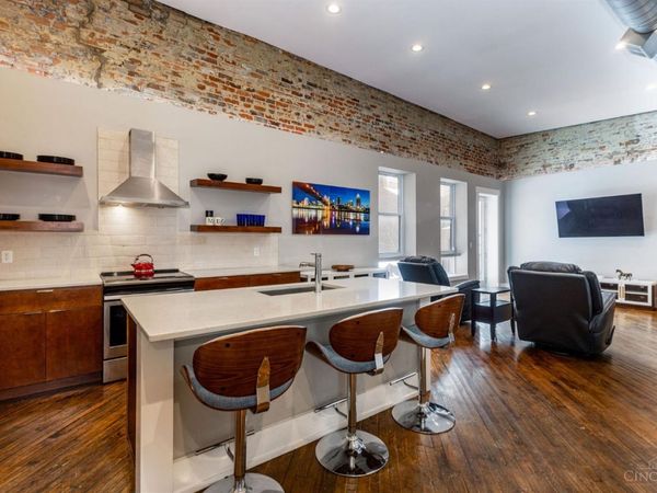 808 Elm Street, Unit 2C, Cincinnati, OH 45202