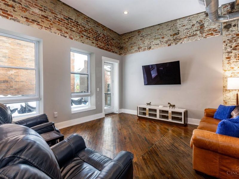 808 Elm Street, Unit 2C, Cincinnati, OH 45202 Photo 8