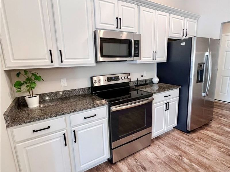 3943 Abigail Drive, Lorain, OH 44053 Photo 12