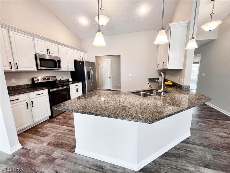 3943 Abigail Drive, Lorain, OH 44053 Photo 8