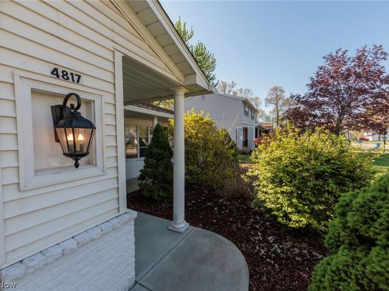 4817 Edgewood Drive, Lorain, OH 44053 Photo 3