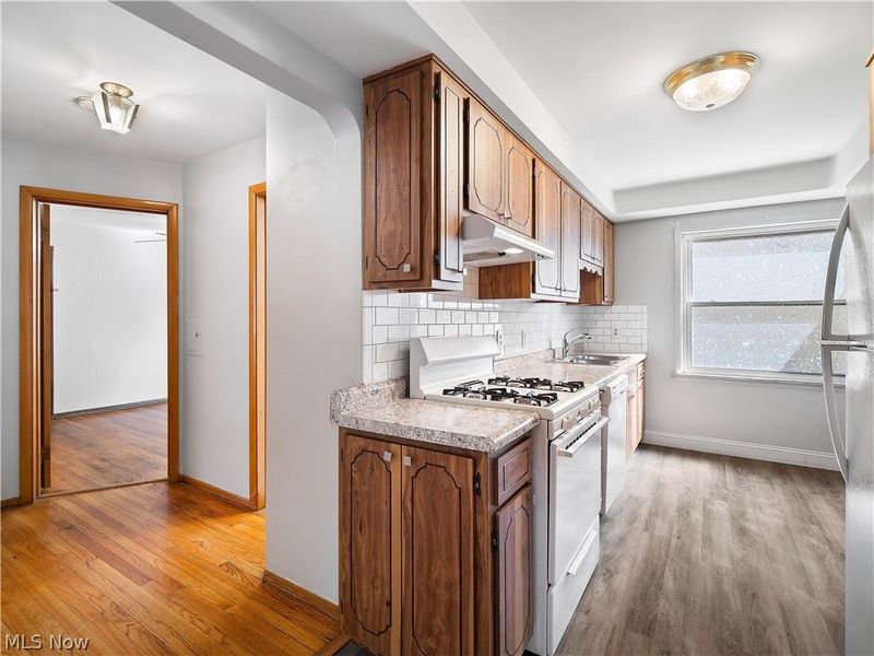 5991 Ridge Road, Parma, OH 44129 Photo 15