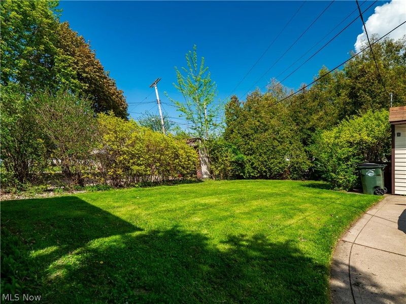 5991 Ridge Road, Parma, OH 44129 Photo 30