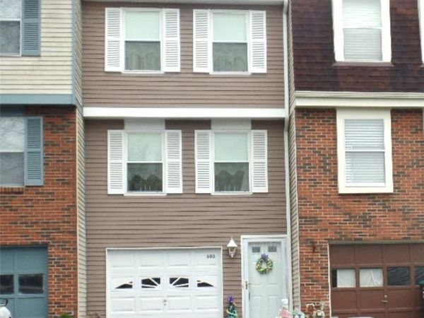 503 Winesap, Bridgeville, PA 15017
