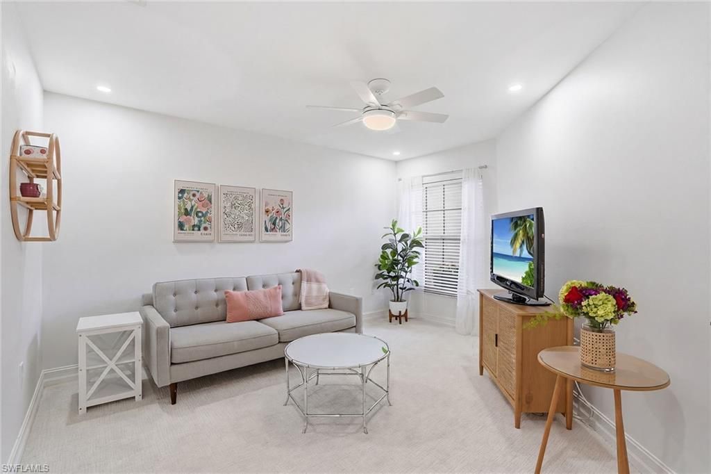 9290 Spring Run Blvd, Estero, FL 34135 Photo