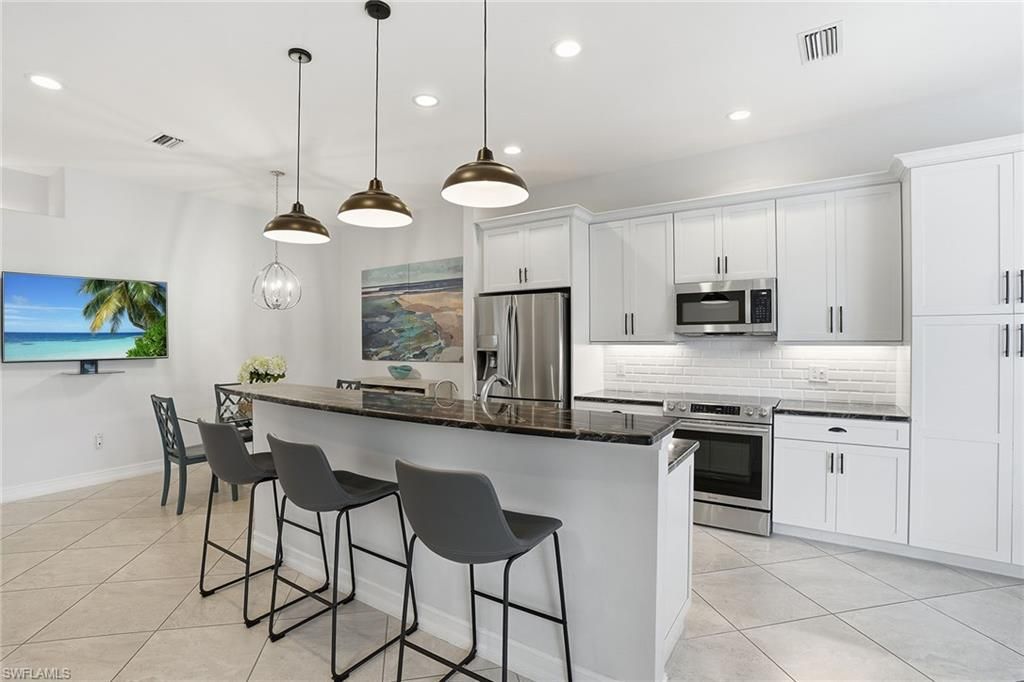 9290 Spring Run Blvd, Estero, FL 34135 Photo