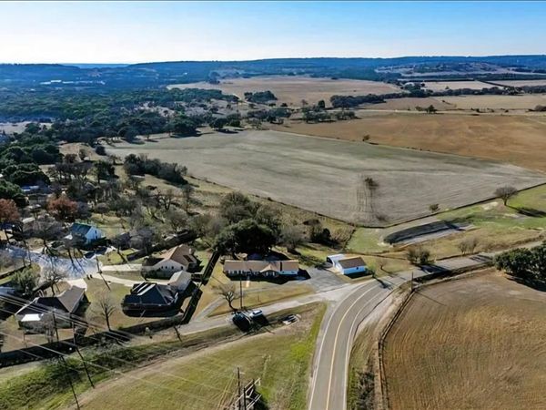 104 County Road 108 , Burnet, TX 78611