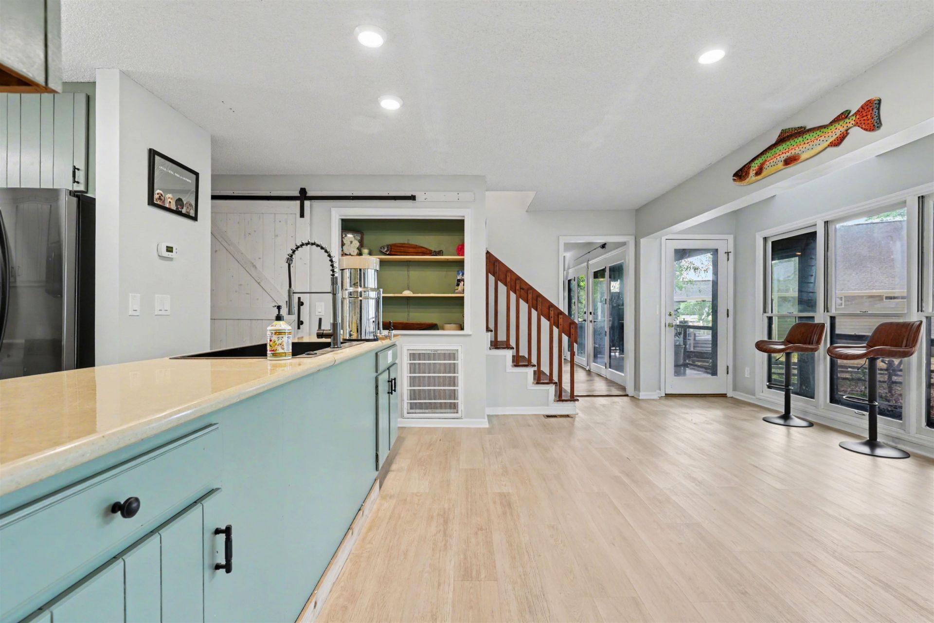 40 Pine Grove Ln. Photo 8