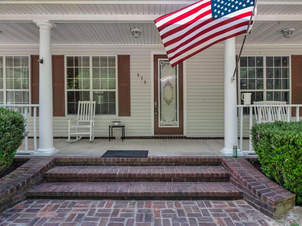 573 Berry Patch Road, DeFuniak Springs, FL 32435