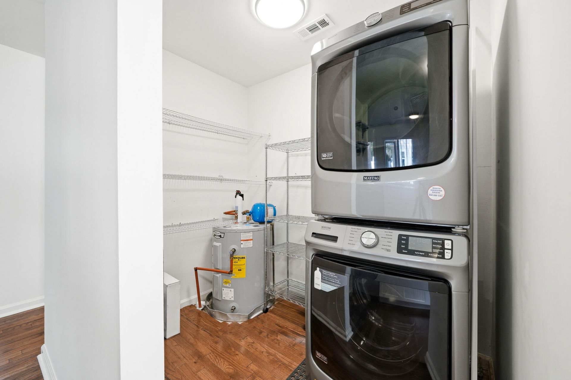 108 Shepard Street Photo 10
