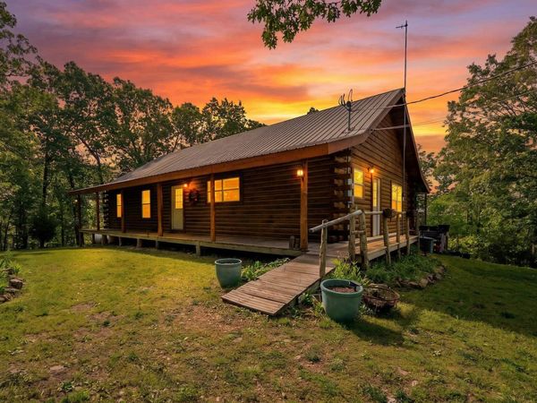 3804 MC 6074 Road, Flippin, AR 72634