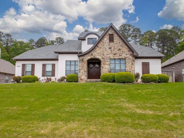 13808 Foxfield Lane, Little Rock, AR 72211