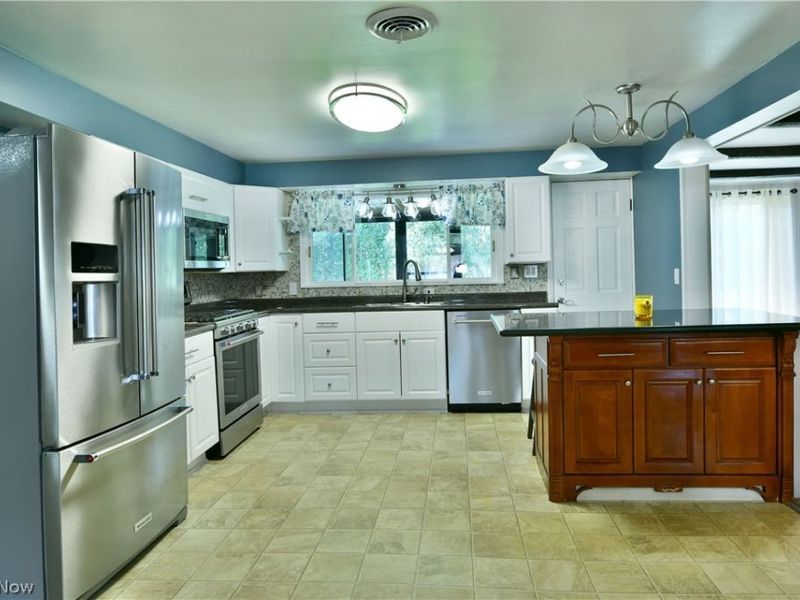 3210 Halsey Drive NE, Warren, OH 44483 Photo 15