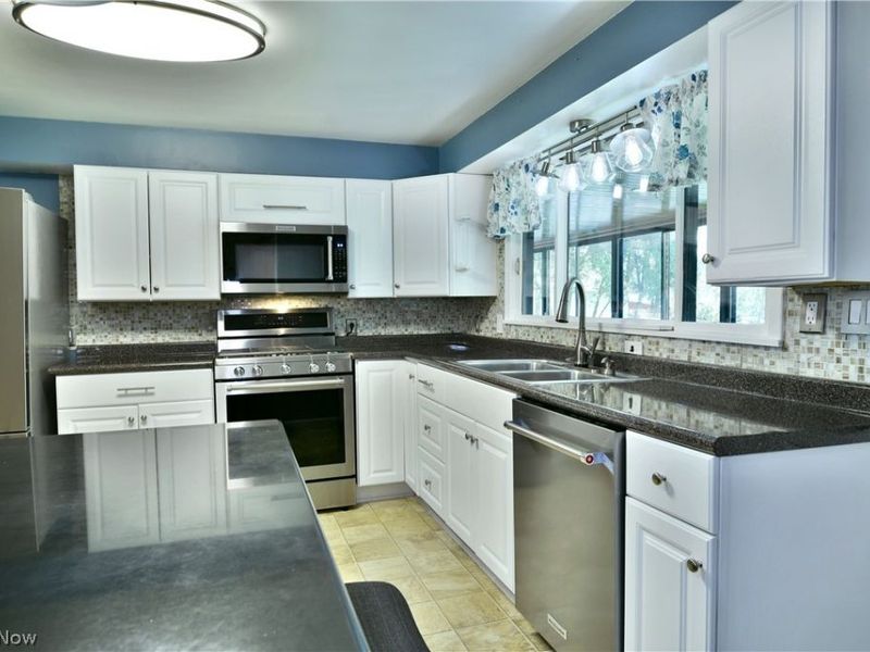 3210 Halsey Drive NE, Warren, OH 44483 Photo 19