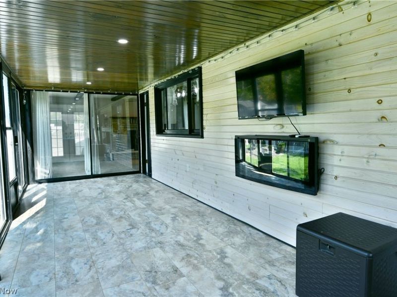 3210 Halsey Drive NE, Warren, OH 44483 Photo 25