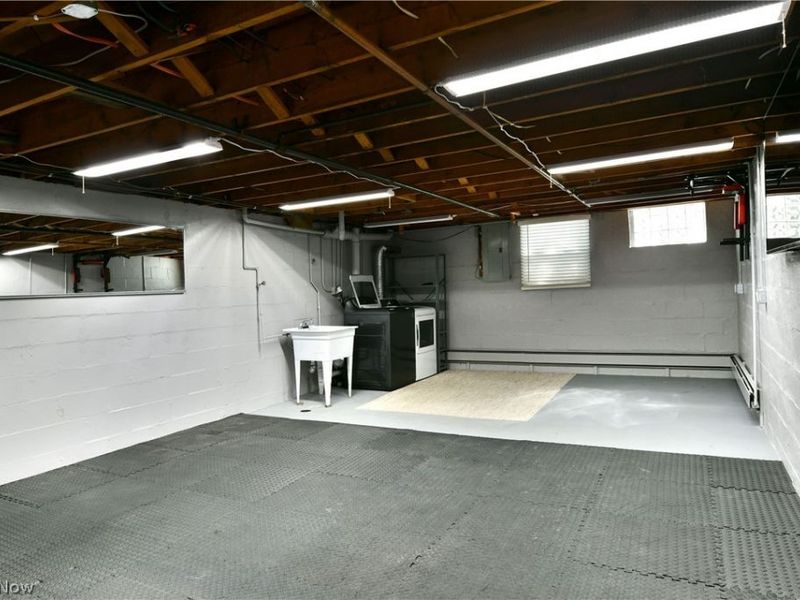 3210 Halsey Drive NE, Warren, OH 44483 Photo 45