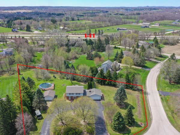 2805 Farview Dr, Polk, WI 53076