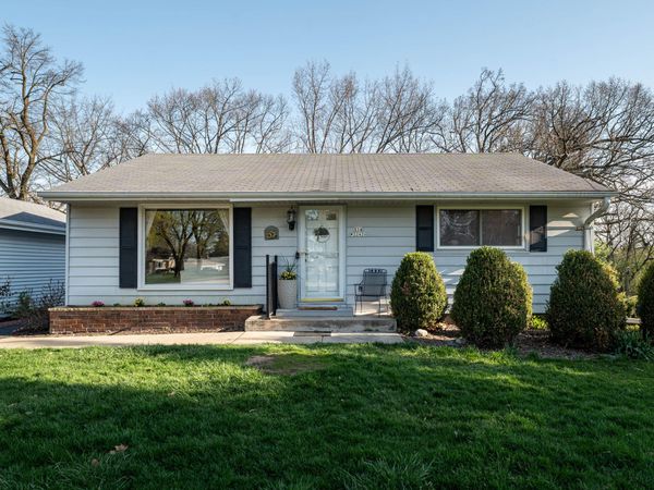 S14W22426 National Ave, Waukesha, WI 53186