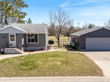 3914 5th Avenue E, Hibbing, MN 55746