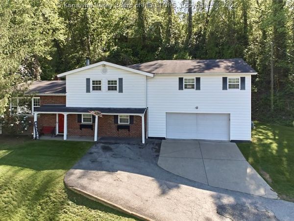 212 Branchfield Drive, Charleston, WV 25314