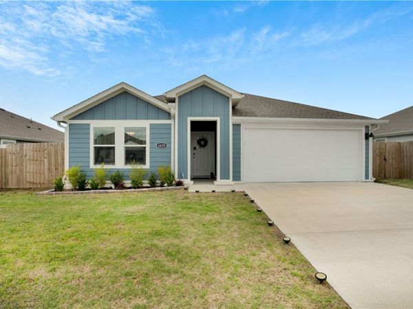 4435 W Canyon Run Drive , Fayetteville, AR 72704