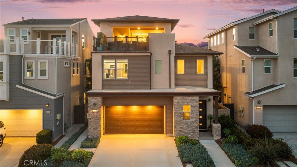 131 Spiral, Irvine, CA 92618 Main Photo