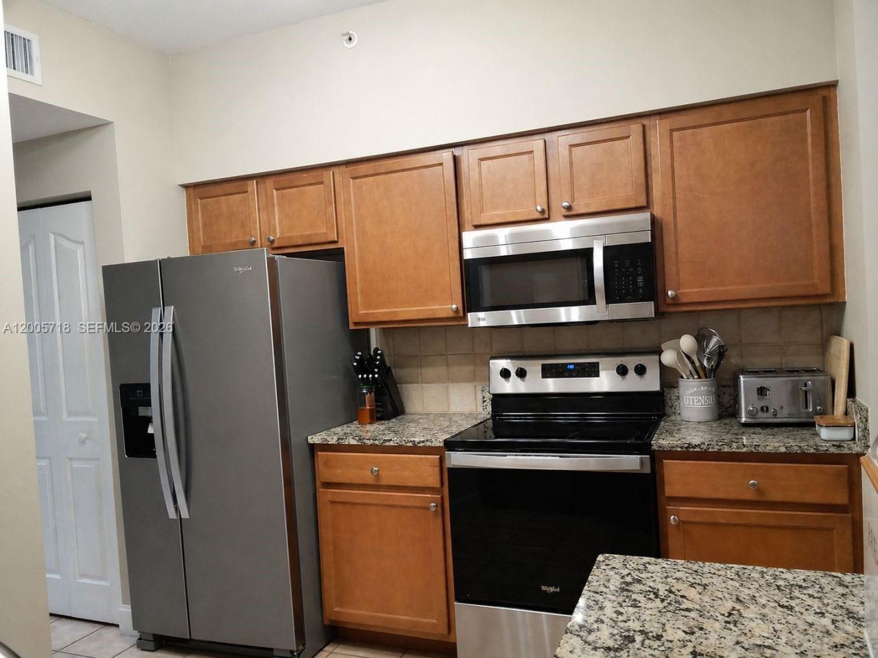 9845 Baywinds Dr, Unit 6308, West Palm Beach, FL 33411 Photo