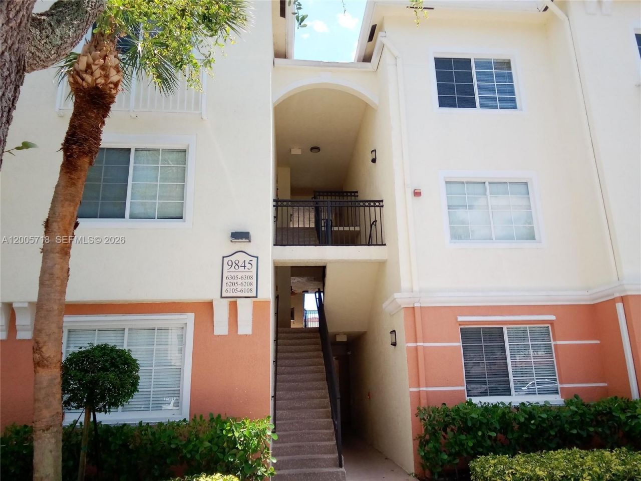 9845 Baywinds Dr, Unit 6308, West Palm Beach, FL 33411 Photo