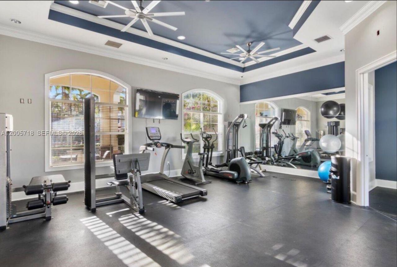 9845 Baywinds Dr, Unit 6308, West Palm Beach, FL 33411 Photo