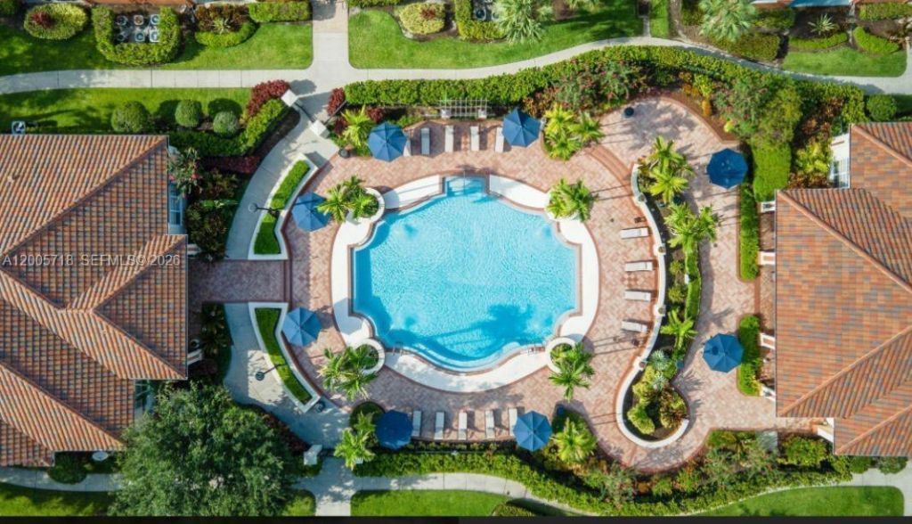 9845 Baywinds Dr, Unit 6308, West Palm Beach, FL 33411 Photo
