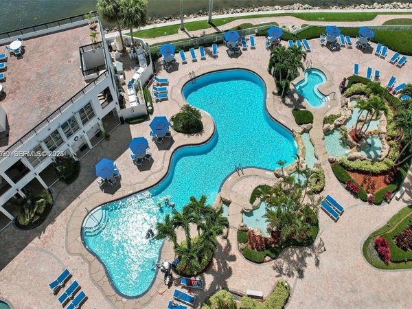 19101 NE 36th Ct , Unit 904, Aventura, FL 33180