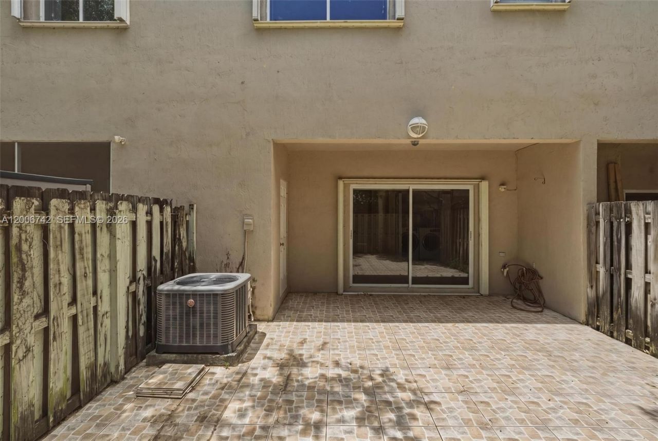 16613 NW 71st Ave , Miami Lakes, FL 33014 Photo