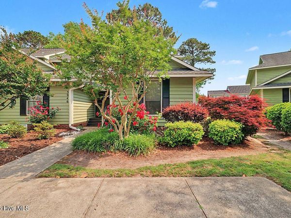 3944 Echo Farms Boulevard, Wilmington, NC 28412