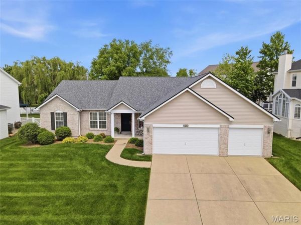 417 Parkshire Place Drive, Dardenne Prairie, MO 63368