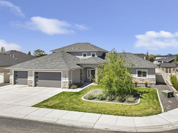 2288 Eaton Pl, Twin Falls, ID 83301