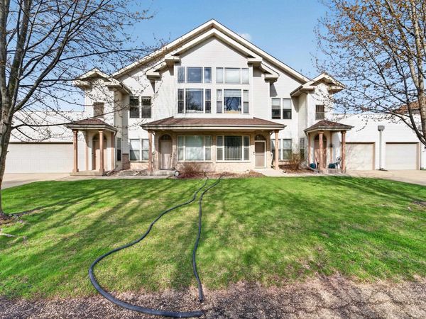 6635 Windsor Commons Avenue, Windsor, WI 53598
