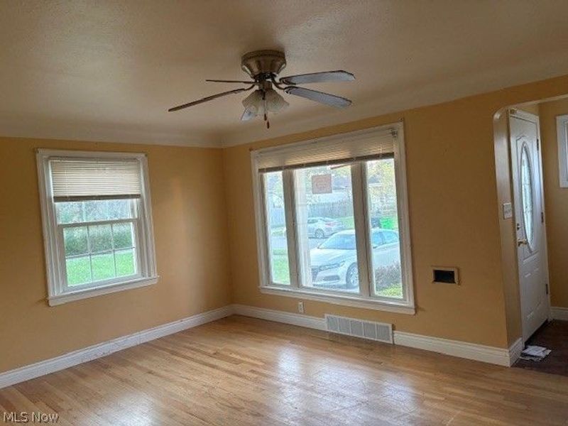 13917 Wolf Avenue, Garfield Heights, OH 44125 Photo 8