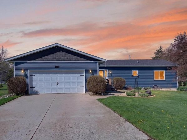 688 Bliven Road, Edgerton, WI 53534