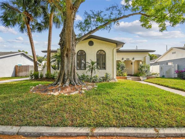 3120 S JULIA CIRCLE , TAMPA, FL 33629