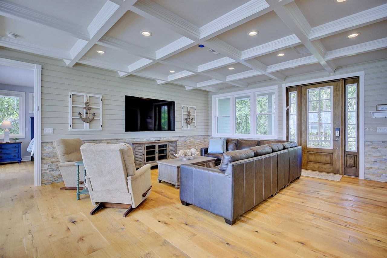 424 Lake Mirror Drive, Lake Placid, FL 33852 Photo