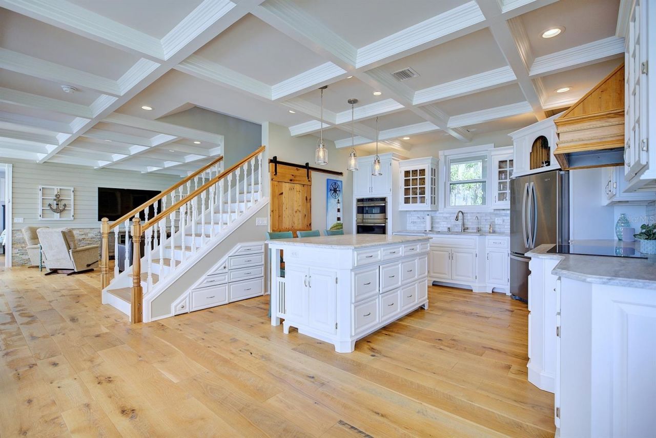 424 Lake Mirror Drive, Lake Placid, FL 33852 Photo