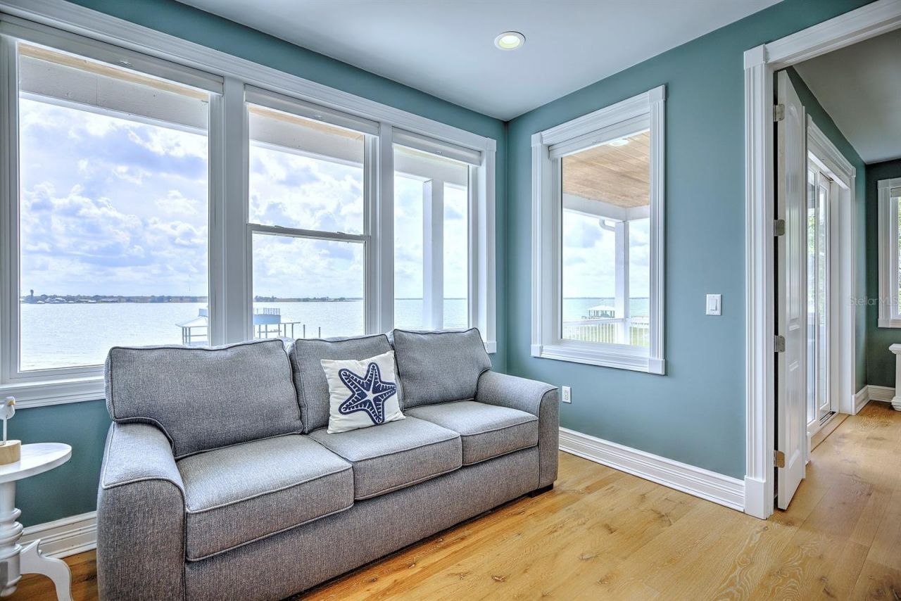 424 Lake Mirror Drive, Lake Placid, FL 33852 Photo