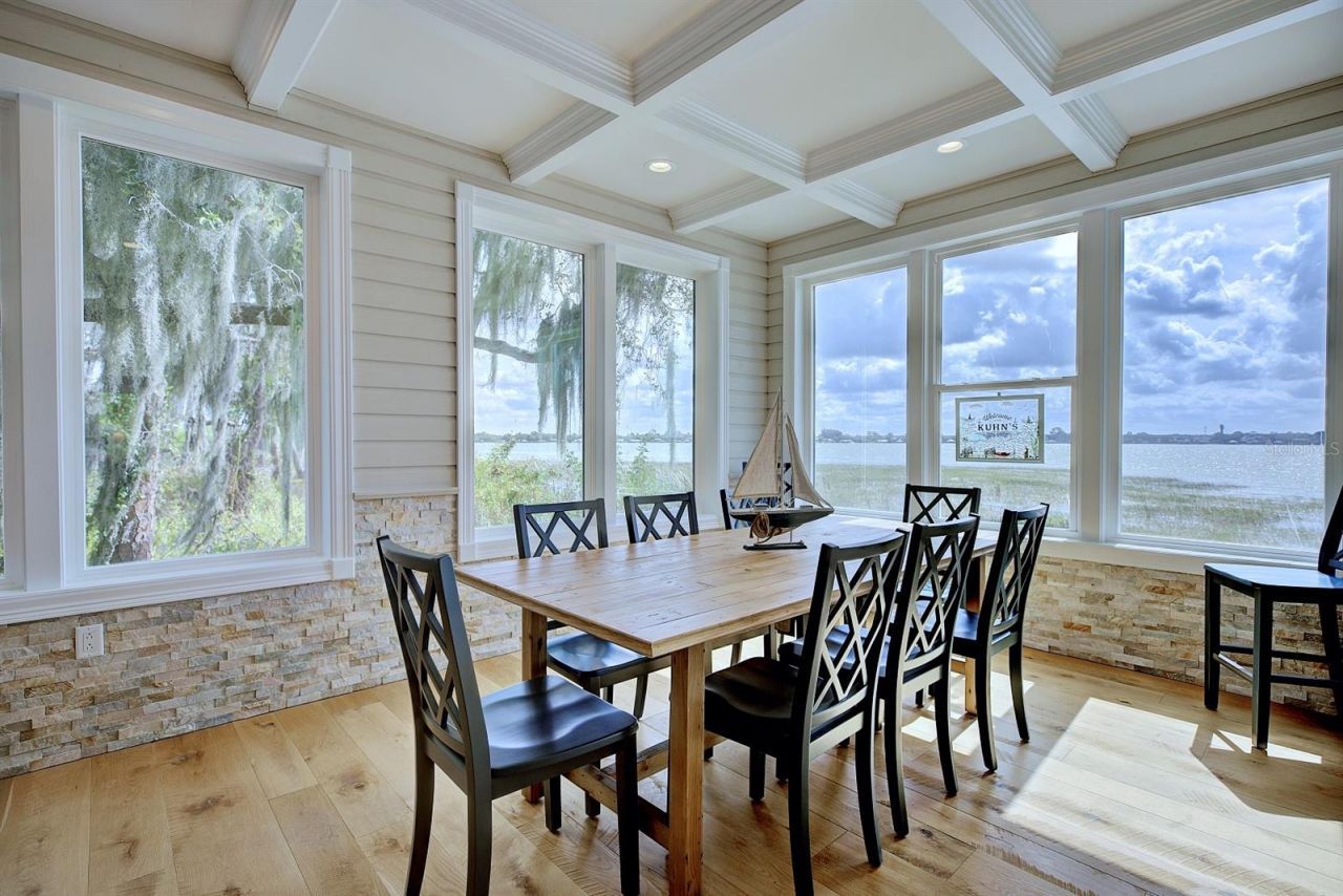 424 Lake Mirror Drive, Lake Placid, FL 33852 Photo