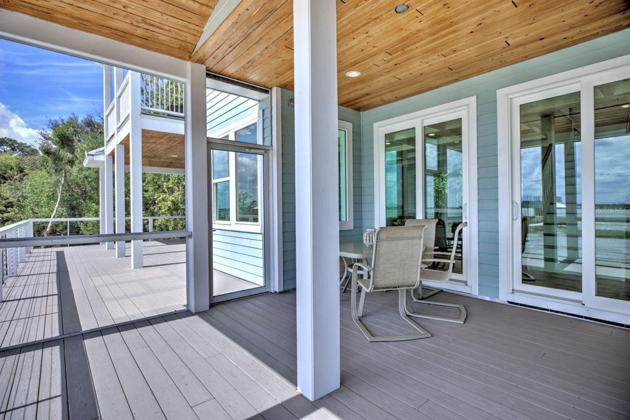 424 Lake Mirror Drive, Lake Placid, FL 33852 Photo