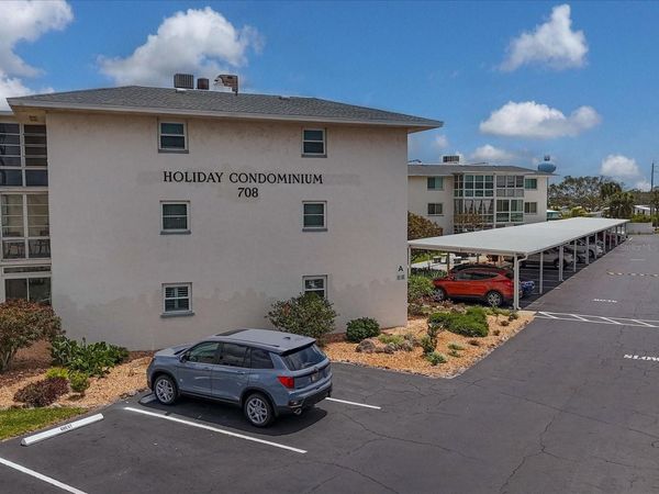 708 TAMIAMI TRAIL S, Unit 105, VENICE, FL 34285