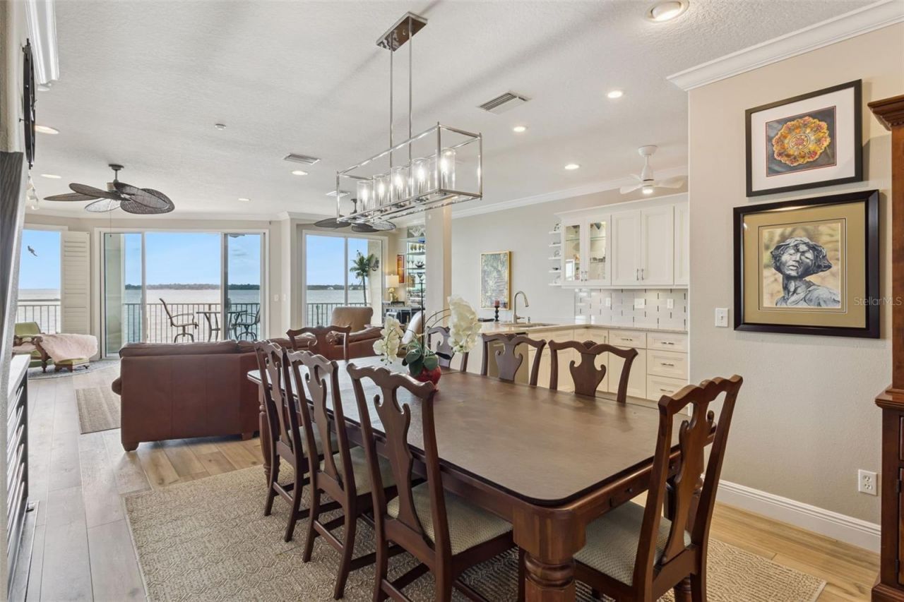 137 Brent Circle, Oldsmar, FL 34677 Photo