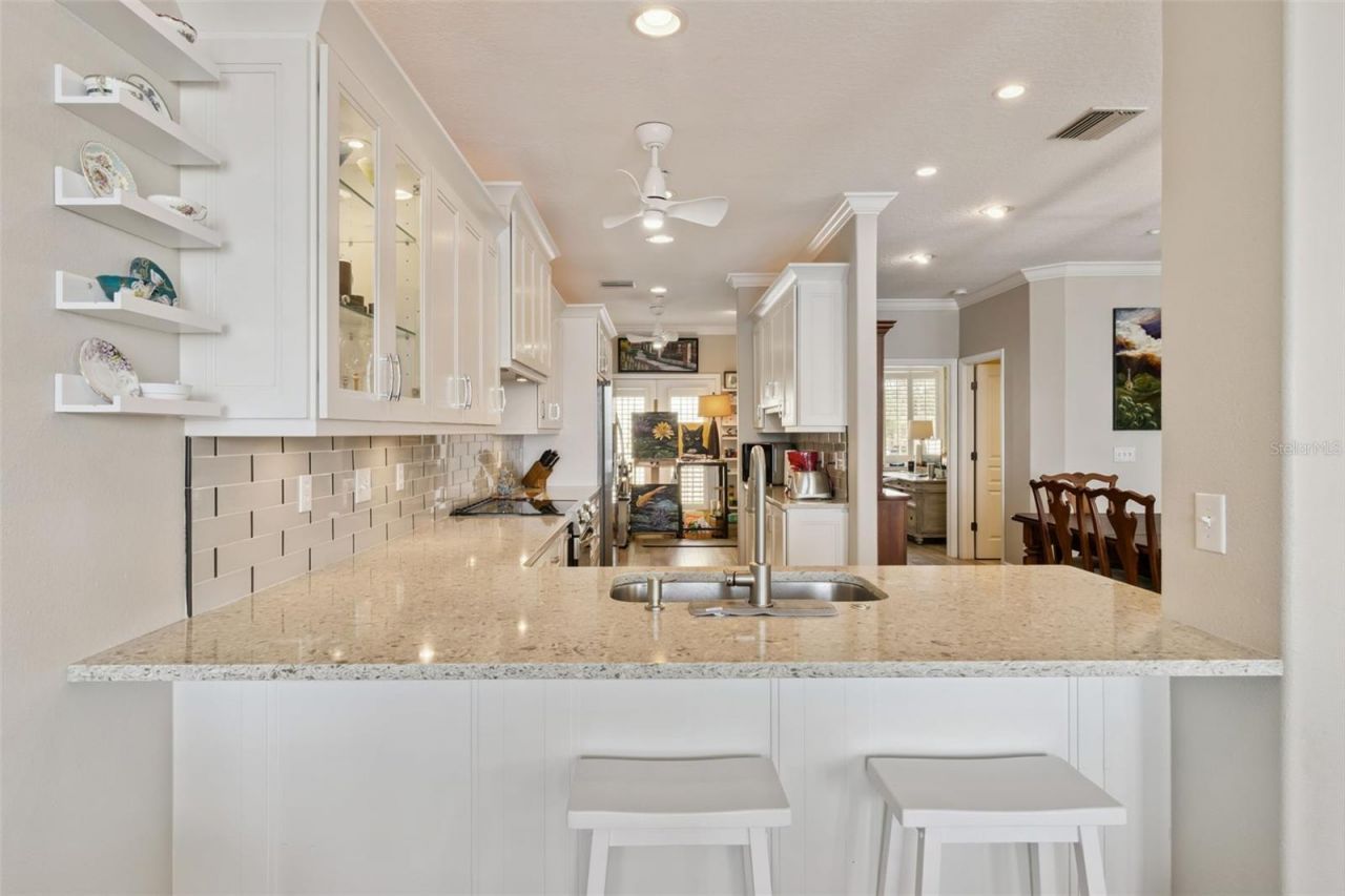 137 Brent Circle, Oldsmar, FL 34677 Photo