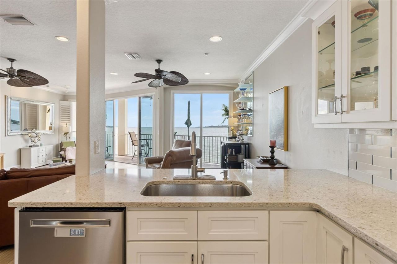 137 Brent Circle, Oldsmar, FL 34677 Photo