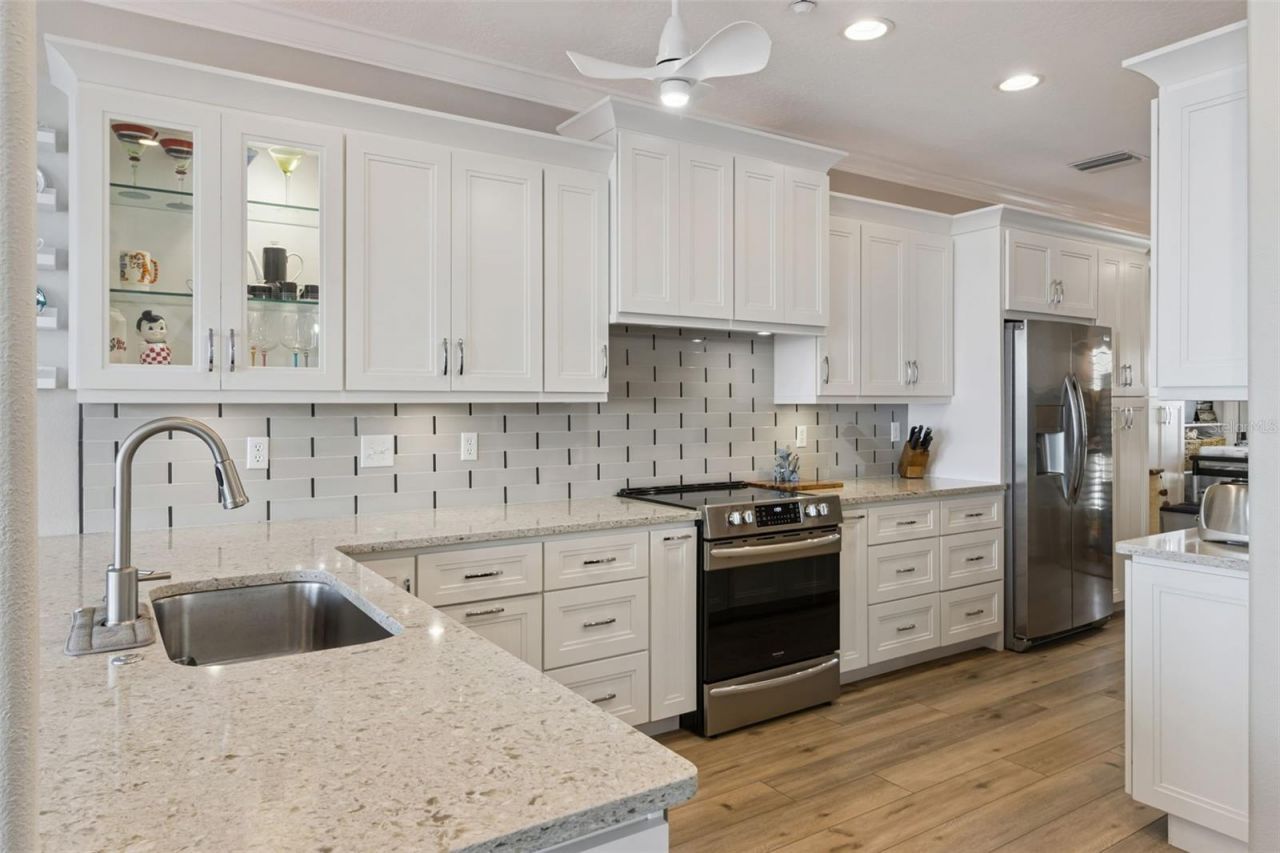 137 Brent Circle, Oldsmar, FL 34677 Photo