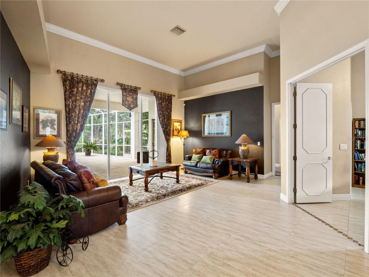 5021 Wesley Drive, Tampa, FL 33647 Photo
